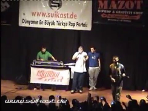 Sansar Salvo - Duygusal Olmaya Gerek Yok (ft. Şehinşah) (Hadi Sen de Gel Live Performance)