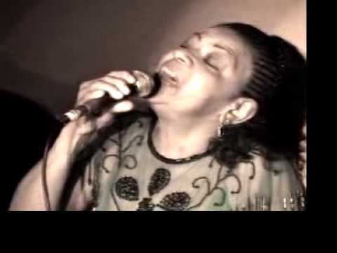 Alaíde Costa canta Jobim