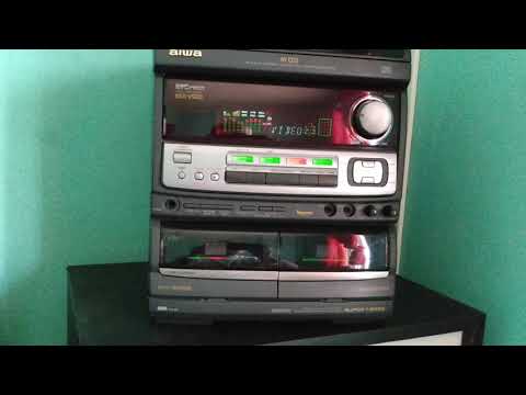 Aiwa v900 tocando flashão