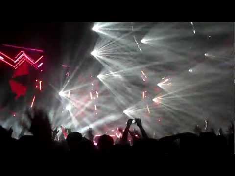 Axwell at the Hollywood Palladium 11-26-11