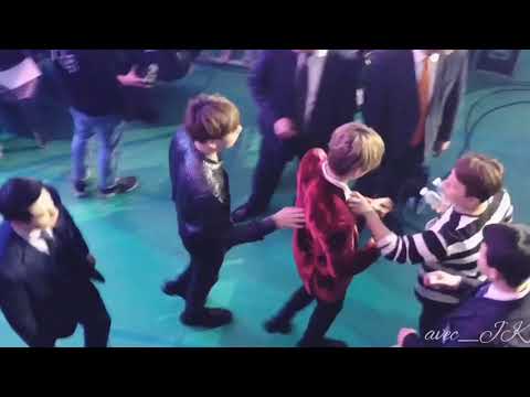 MGA 2018 181106 TAEKOOK MOMENT ( vid by avec_JK )