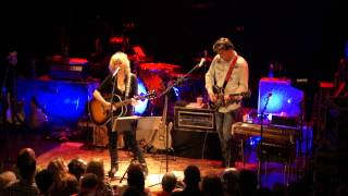 Lucinda Williams -- side of the road