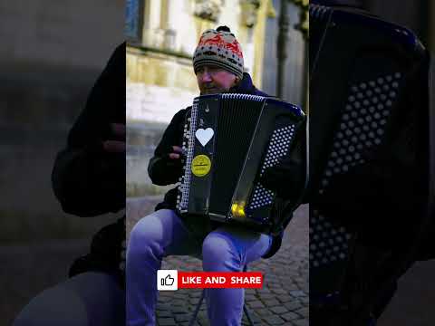 Vivaldi 'Storm" accordion musician from 'Summer' Four Seasons - Beautiful accordion music #shorts