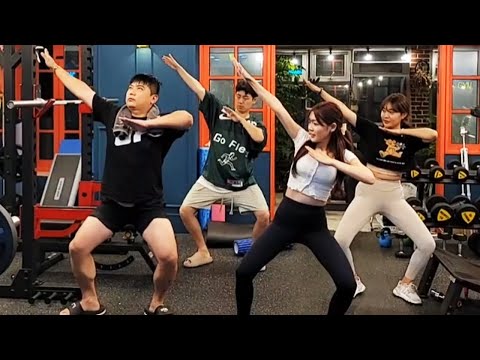 솜사탕 댄스 배우기 (F. 봉준 만만 앙체리 유주다) 220806 [3] - KoonTV