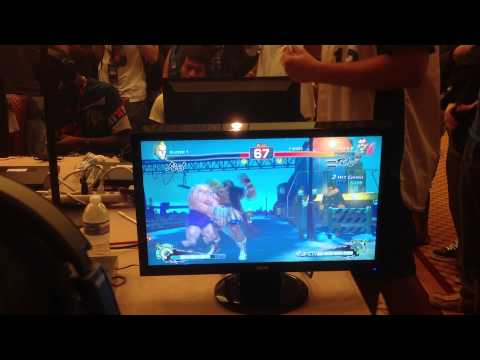 MCZ. DMG Rico Suave (Abel) vs CVapor PR Balrog (Balrog) EVO2012 Winners Pool Play