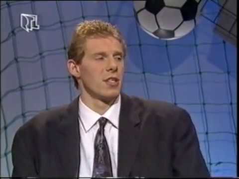 1989 Fortuna Düsseldorf | Torschützenkönig 88/89 Sven Demandt | 35 Tore | Günter Netzer im TV-Studio