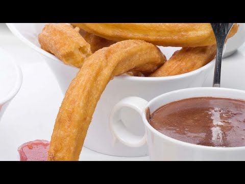Receta de churros con chocolate a la taza de Eva Arguiñano