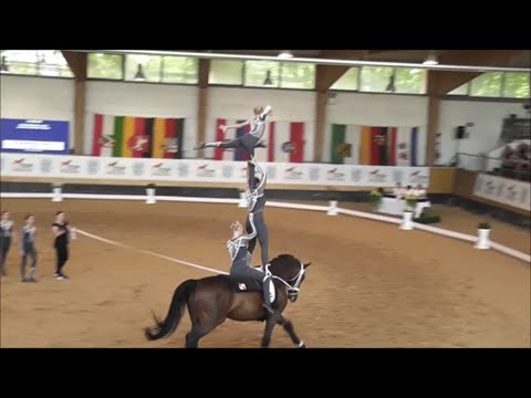 Deutsche Jugendmeisterschaft München 2023 - Gruppenvoltigieren - Gruppe Ingelsberg Junior 1