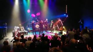The Naked Truth Golden Earring tribute band. De grootste Earring hits unplugged.