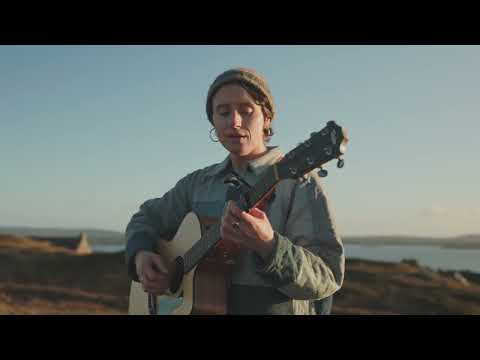 Golden Thing - Molly O'Mahony