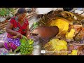 How to Prepare (Matooke) Plantain a Ugandan Traditional Food - Mom's Village Kitchen - African Food