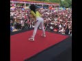 Dewi Persik Goyang Heboh Celana Melorot