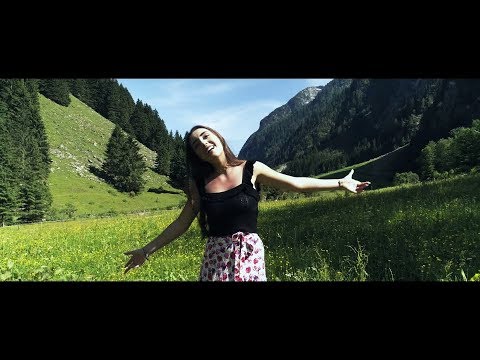 Dominika Sozańska - Na Pół (Oficjalny Teledysk)