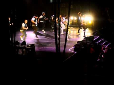 [FANCAM] SNSD, SHINee, f(x) - Genie, RDD, Nu ABO @ SMTown Live'10 LA