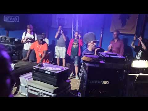 Lion's Den plays Jah Baker   New world skank @ Dubcamp 2022