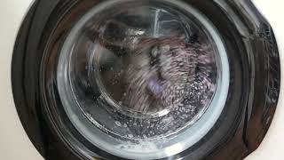 Time for a Samsung EcoBubble washing machine video again! Full washing program