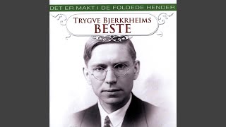 Det Er Makt I De Foldede Hender