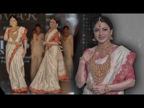 Bhagyashree Enjoying the Ramp Walk as South Indian Bride | 4K | FULL VIDEO