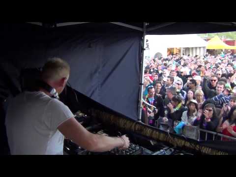 JOHAN GIELEN LIVE DJ SET @ LUMINOSITY BEACH FESTIVAL   BEACHCLUB RICHE   1 41080p H 264 AAC