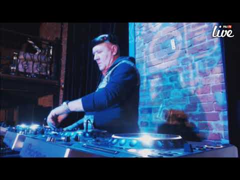 2015 Martin Landers.  Live on PromoDJ TV One. Moscow. Russia