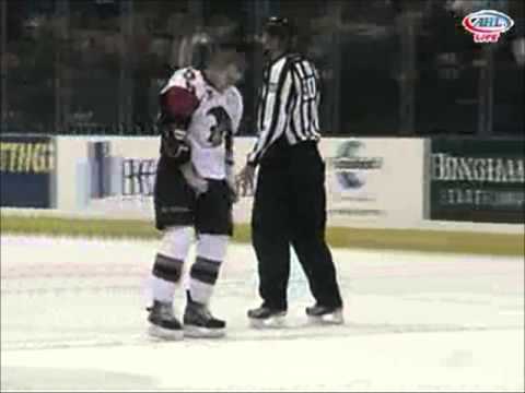 Pierre-Cedric Labrie vs Mark Borowiecki
