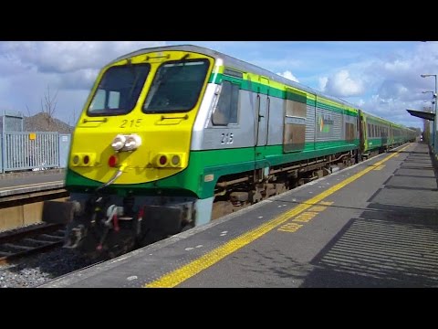 IE Mark 4 Intercity Train + 201 Class Loco 215 - Monasterevin Station