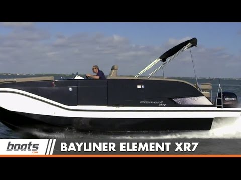 Bayliner Element XR7: Boat Review / Performance Test