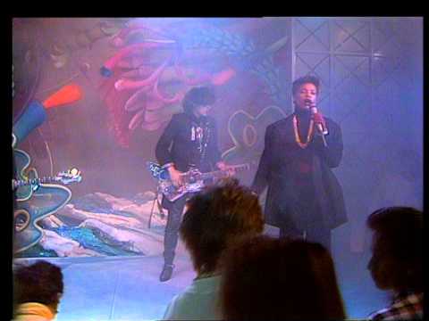 TOPPOP: Brilliant - It's A Man's Man's Man's World