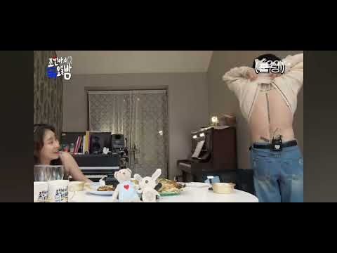 Jaejoong showing off His Tattoos 🤭🫠