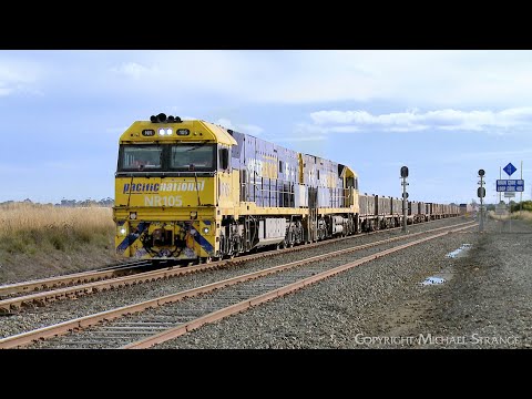 3XM4 Pacific National Steel Train With Bonus Shipping Containers (21/6/2023) - PoathTV Railways