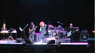 Cyndi Lauper LIVE Singing: &quot;Romance In The Dark&quot;