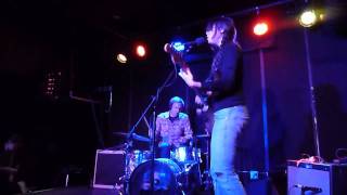 She Keeps Bees - Gimmie (The Rock Shop, 10.8.2010)