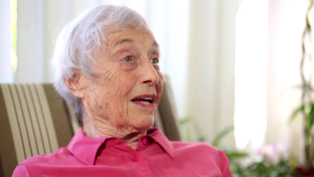 "Vida acima de tudo"  - Nanette Blitz Konig