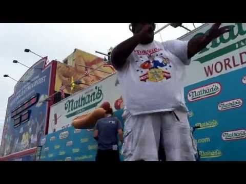 Badlands Booker Rehearses for Nathan's Famous HDEC (2015)