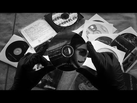 Mikee (Athens) @ QBase, 27/04/2002 live techno set