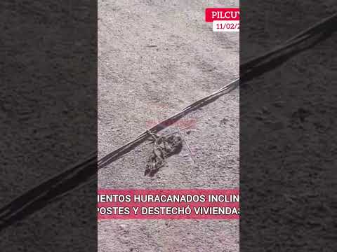 PUNO. Vientos deslizamiento inclinó postes y destechó viviendas en Piluyi, El Collao