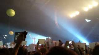 preview picture of video '30 Seconds to Mars - City of Angels @ Zenith, Lille, FR - 15/02/2014'