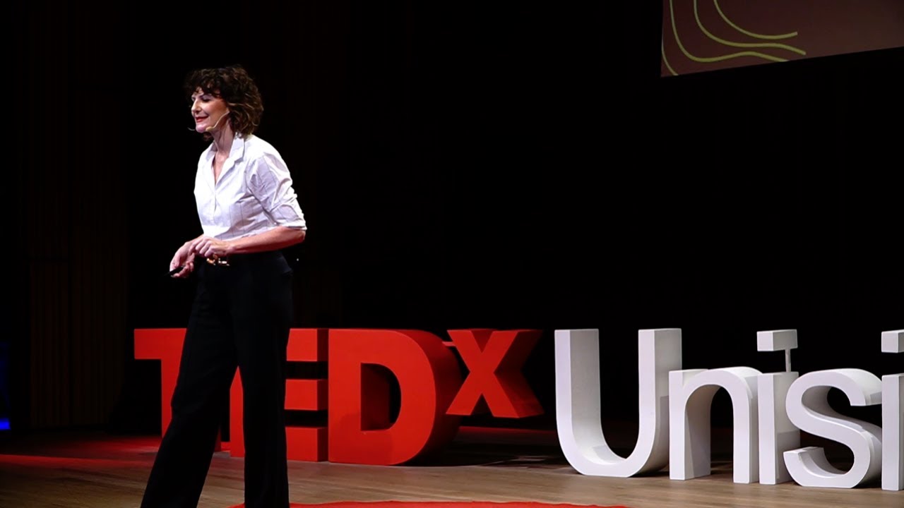 Envelhecendo sem pirar: não ao etarismo | Patrícia Parenza | TEDxUnisinos