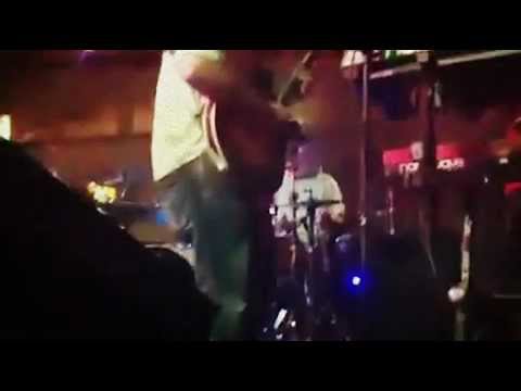 Nigel Mustafa - 'Disco' (Live at Tony V's Garage in Everett)