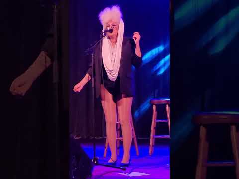 Lady Blackbird singing "I Am What I Am" in Cleveland, Ohio. April 2025