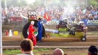 preview picture of video 'FITP 2012 - Tractor Pulling - Thiene (VI)'