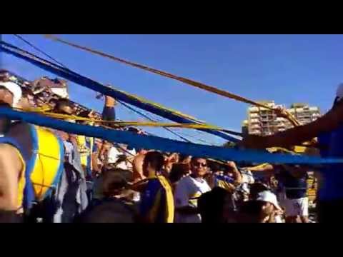 "014atlanta vs acassuso 23/11/13 che funebrero te la dabas de polenta !!!" Barra: La Banda de Villa Crespo &bull; Club: Atlanta