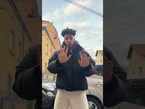 Bisogna fare del bene ogni tanto #ridere #comedy #scarpe #divertente