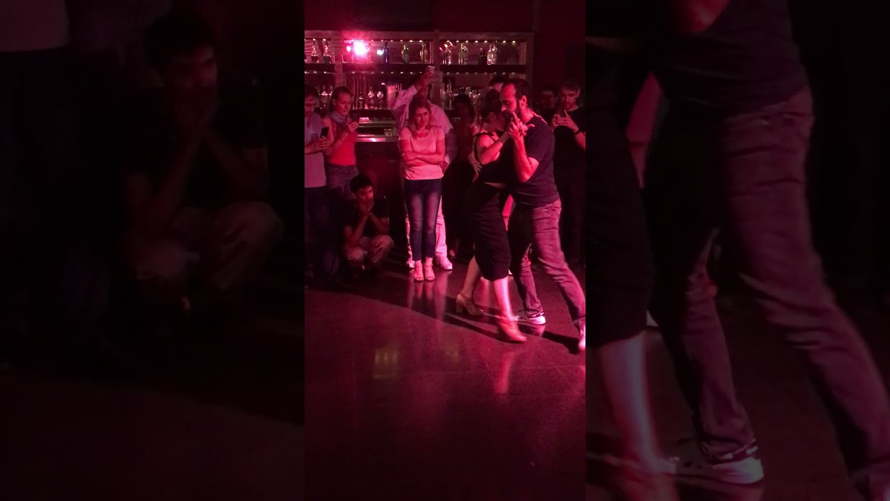 Video thumbnail for Pablo Rodriguez y Noelia Hurtado Class Demonstration @ La Viruta Tango Club