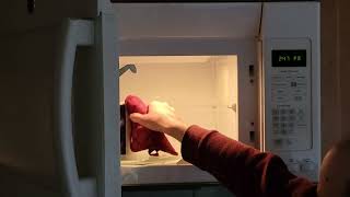 Download lagu Ambient Microwaving 10 Coffee mugs, marathon recording, a lot of high powered microwave zapping. mp3