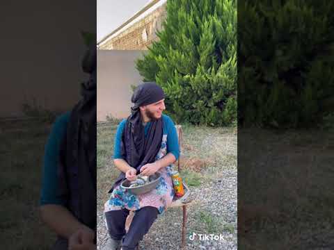 Cenab Ulvi gulmeli vine