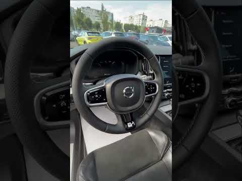 фото volvo xc60 ii 0