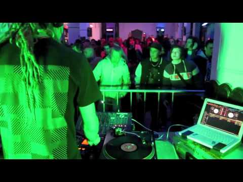 Philip T.B.C. - MFF Karlovy Vary Aeroport 07:2011.m4v