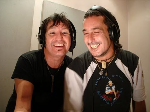 download lagu mp3 mp4 El Che Y Los Rolling Stones Cancin Sin Tiempo, download lagu El Che Y Los Rolling Stones Cancin Sin Tiempo gratis, unduh video klip El Che Y Los Rolling Stones Cancin Sin Tiempo