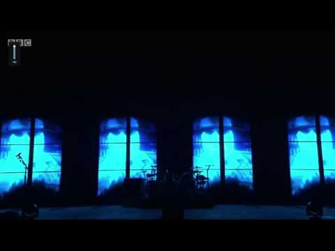 Muse - Psycho live Glastonbury 2016 (Good audio)